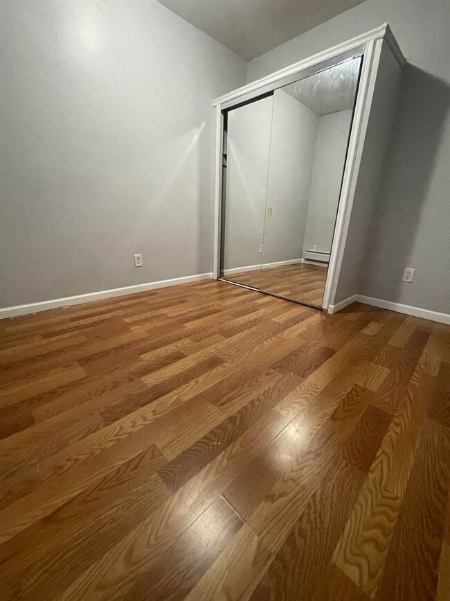 Building Photo - 264 Fairmount Ave