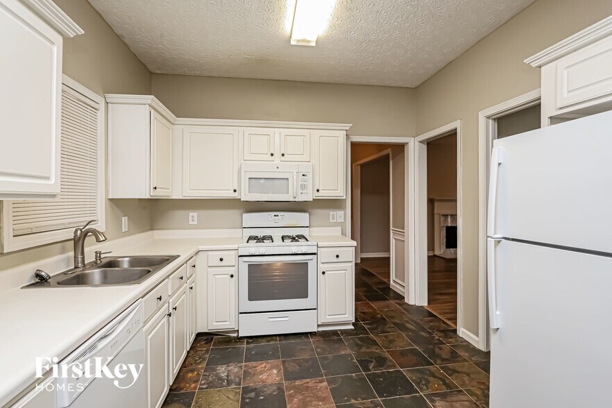 Building Photo - 5508 Rose Ridge Ct