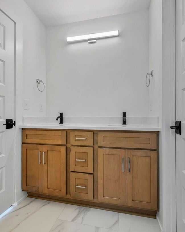 Building Photo - Brand new build home in Old Hickory | 1/2 off first months rent!