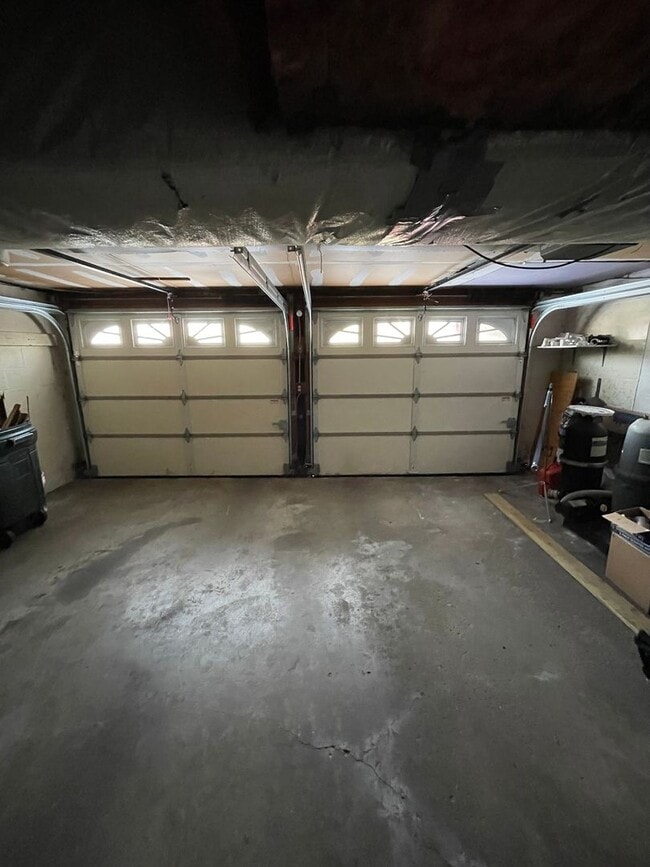 Building Photo - 120 Scottsdale Dr