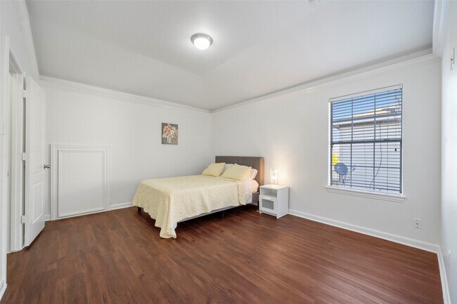 Building Photo - 18626 Prairie Larkspur Dr
