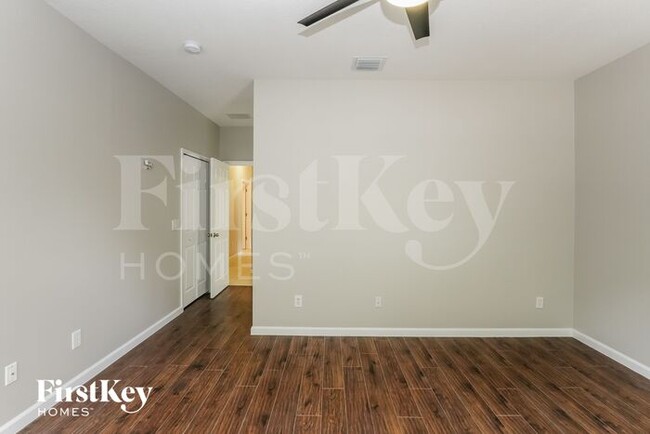 Building Photo - 13549 Hawk Lake Dr