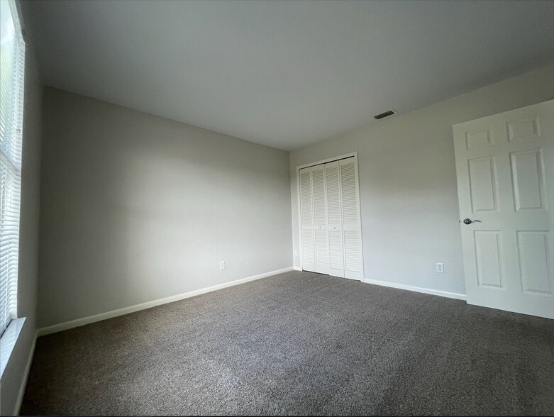 Building Photo - 13413 Pine Needle Ln
