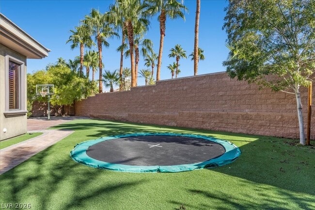 Building Photo - 514 Mandalay Ct