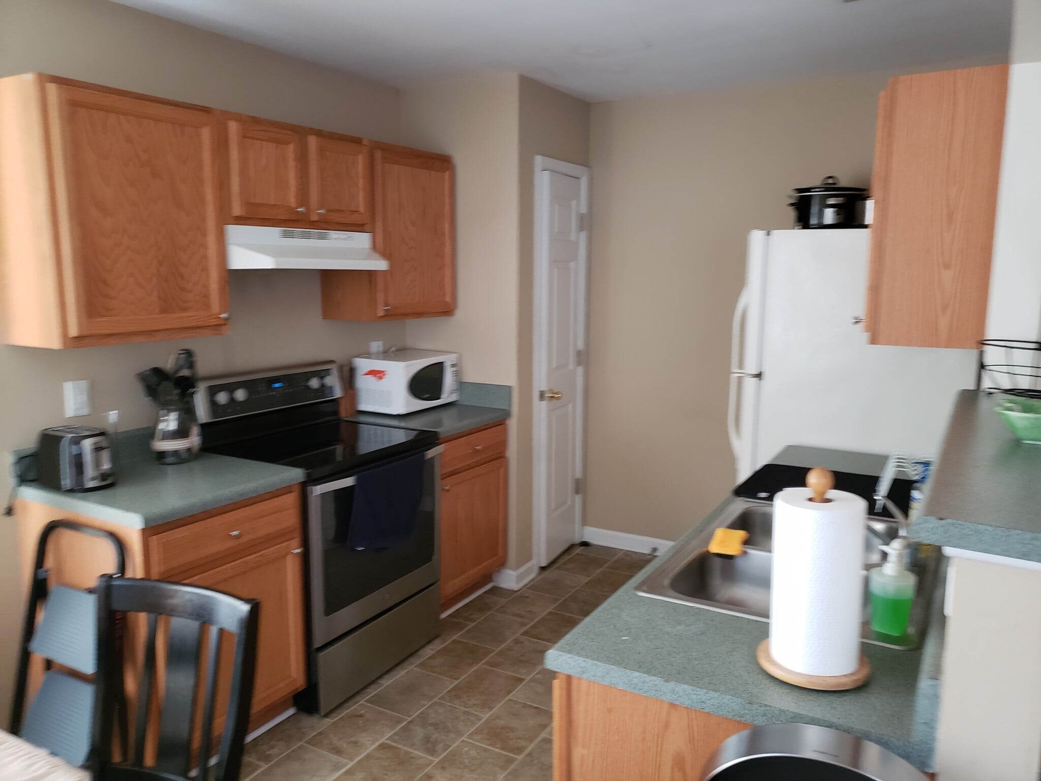 Building Photo - 128 Anna St