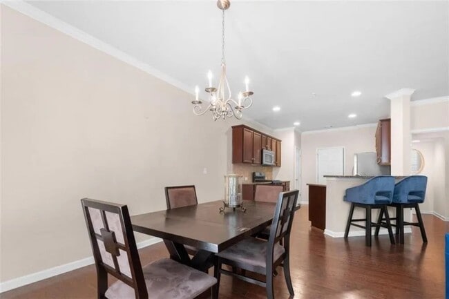 Building Photo - 6022 Mayfield Way SE