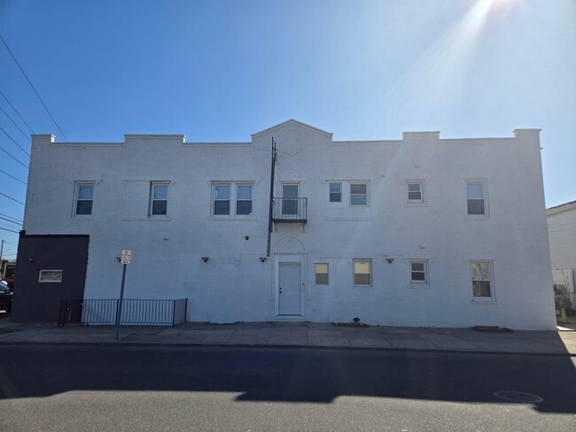 Primary Photo - 803 Hempstead Turnpike