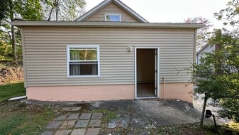 Building Photo - 17 Dorchester Rd