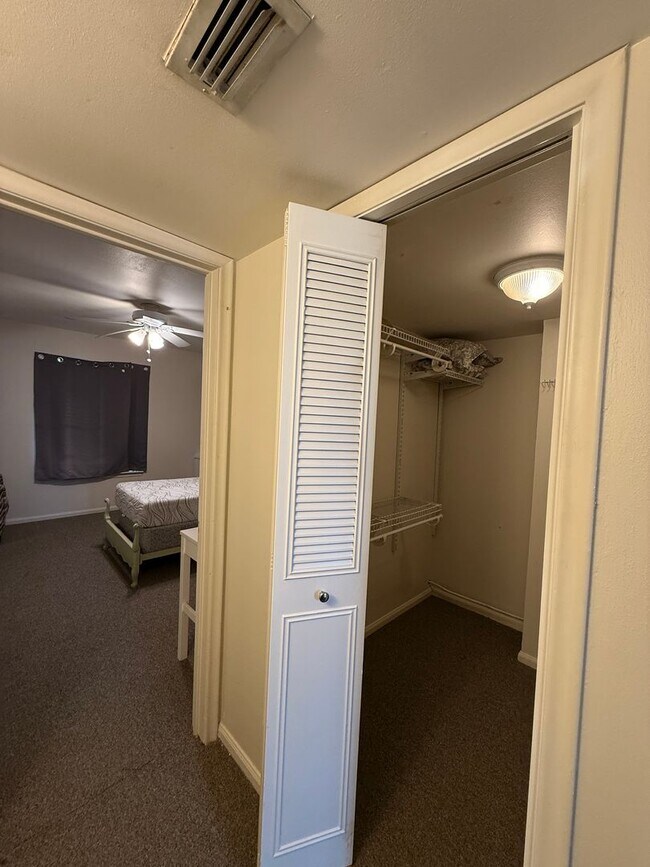 Building Photo - Rental Property in Fairfield Condo