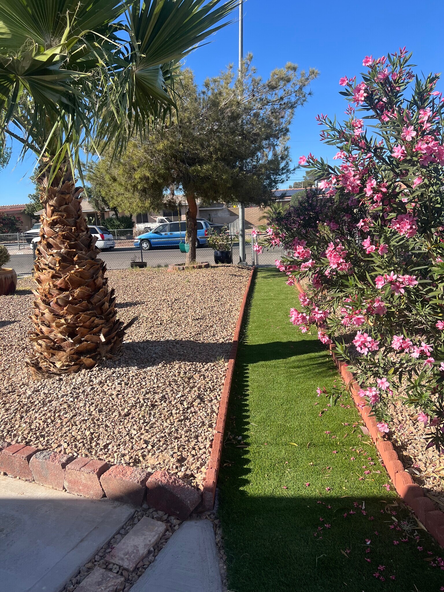 Building Photo - 4011 Placita Ave