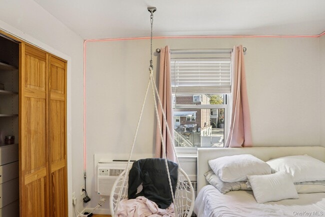 Building Photo - 31 Hildreth Pl