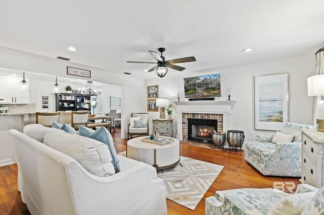 Building Photo - 2 Echo Ln