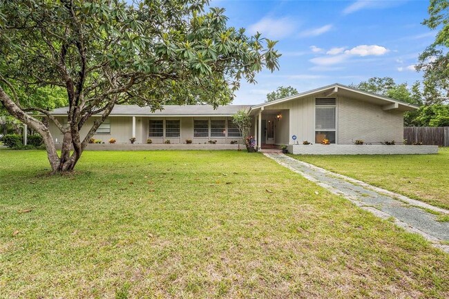Primary Photo - 25446 SW 5 Ave