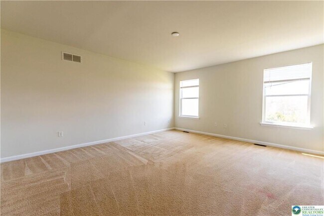 Building Photo - 955 King Way