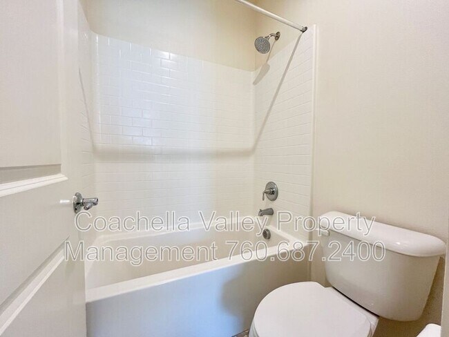Building Photo - 84443 Passagio Lago Way
