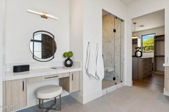 Building Photo - 15609 E Palatial Dr