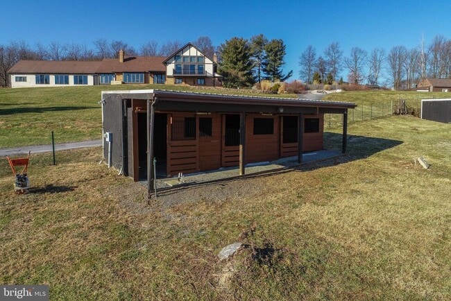Building Photo - 1496 Orchard Ln