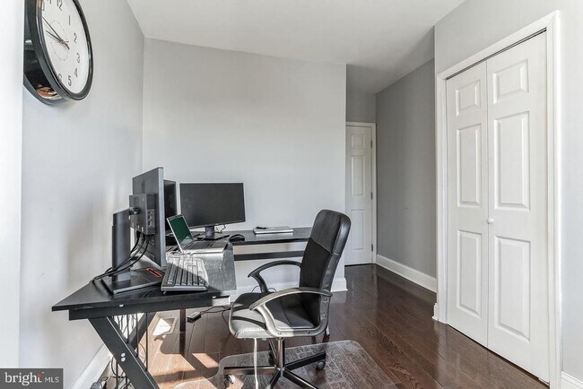 Building Photo - 2653 Jasper St