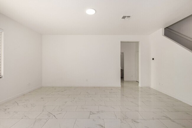 Building Photo - One Of A Kind Home For Rent In Buckeye!