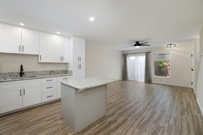 Building Photo - 46-63-63 Emepela Pl