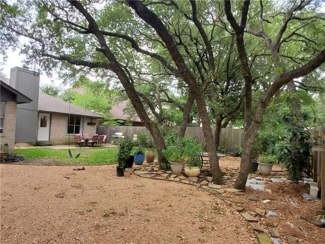 Building Photo - 1809 Dayflower Trce