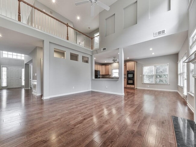 Building Photo - 408 Sixes Dr