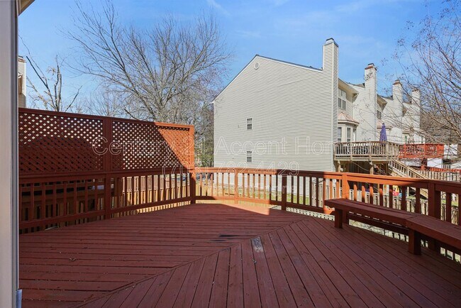 Building Photo - 6719 Sunset Woods Ct