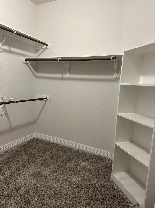 Building Photo - 5299 Cascade Ct