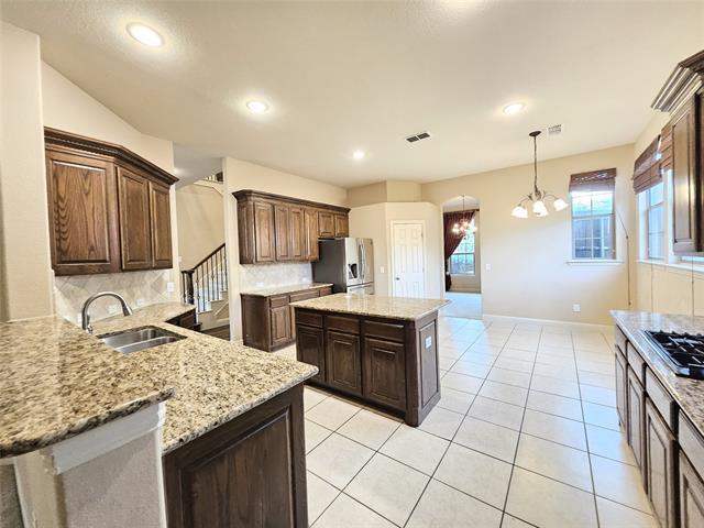 Building Photo - 410 Whisperfield Dr
