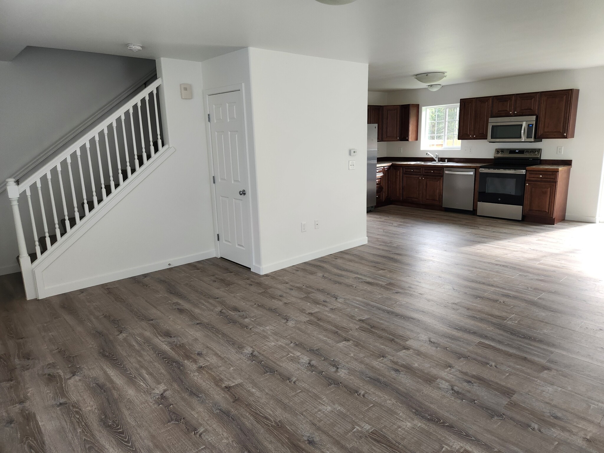 Building Photo - 4038 W Marble Way