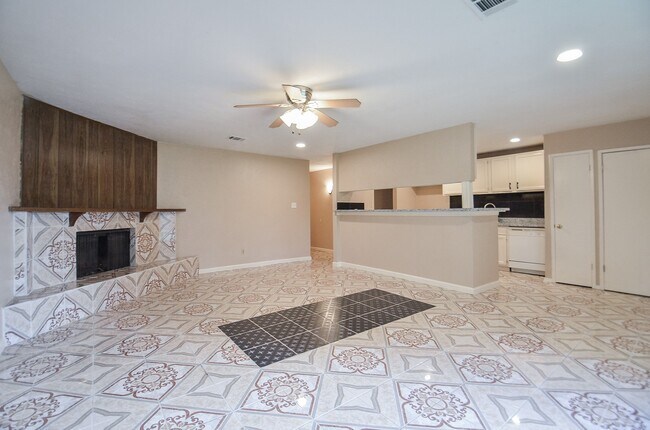 Building Photo - 4811 Raven Ridge Dr