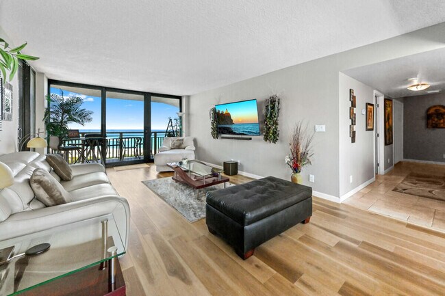 Building Photo - 3000 N Ocean Dr