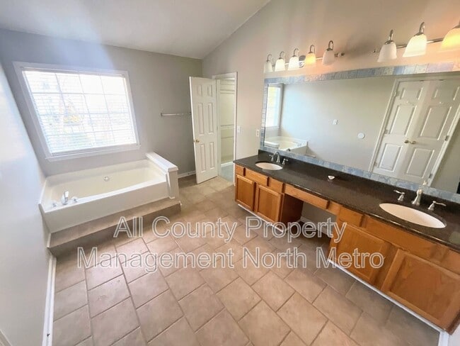 Building Photo - 5990 Barrington Ln