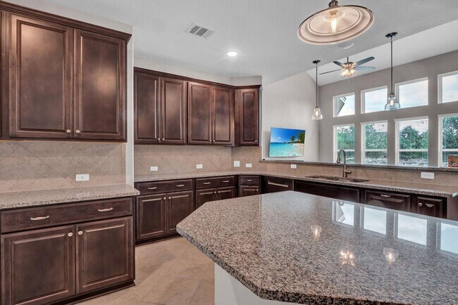 Building Photo - 2629 Coralbush Dr