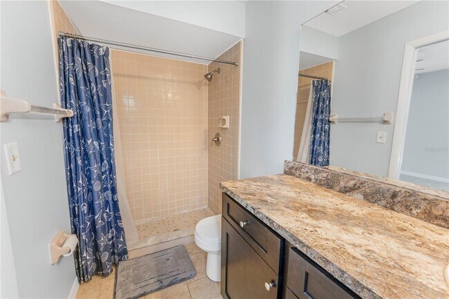 Building Photo - 332 Iowa Woods Cir W