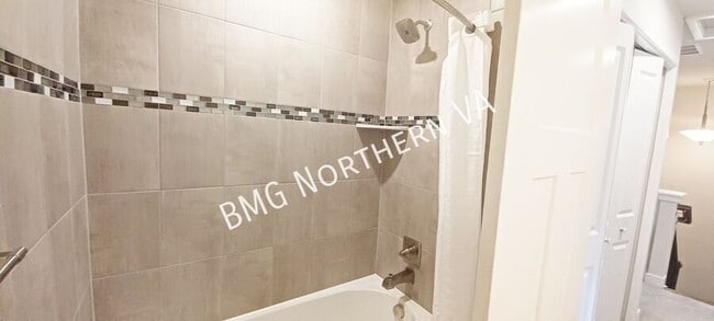 Building Photo - 4504 Joseph Bristow Ln