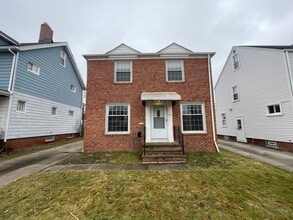 Building Photo - 52 Gould Ave