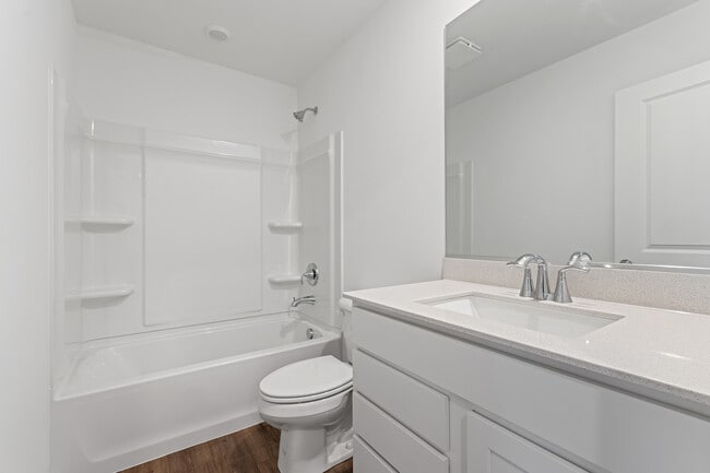 Building Photo - 14942 Dyer Ln