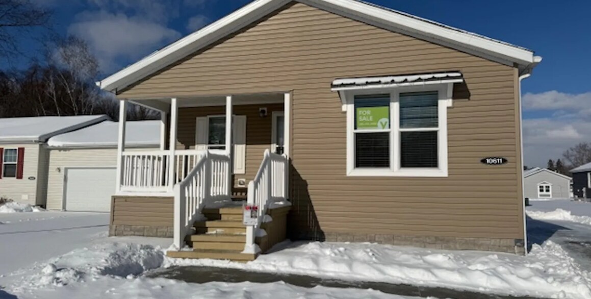 Building Photo - 10611 Lyons Ct