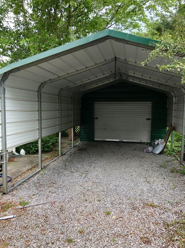 Building Photo - 3526 Piney Level Church Rd