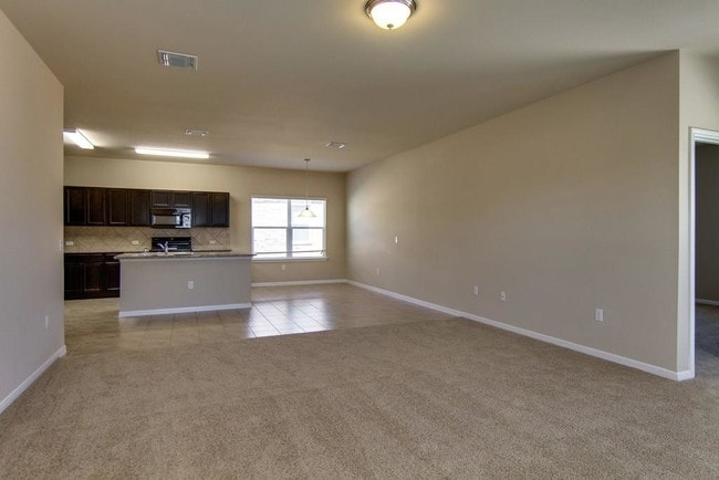 Building Photo - 605 Brashear Ln