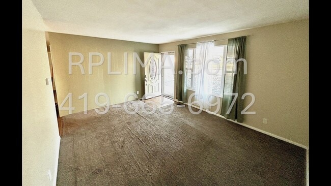 Building Photo - 602 MacKenzie Dr