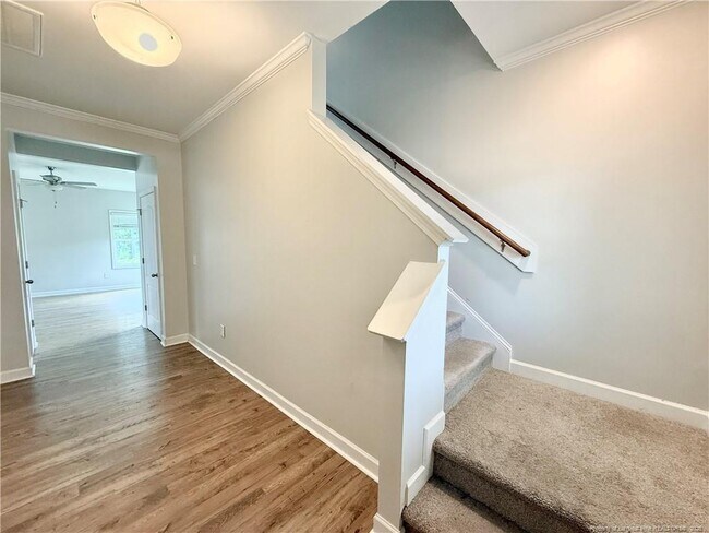 Building Photo - 39 Princelet Pt