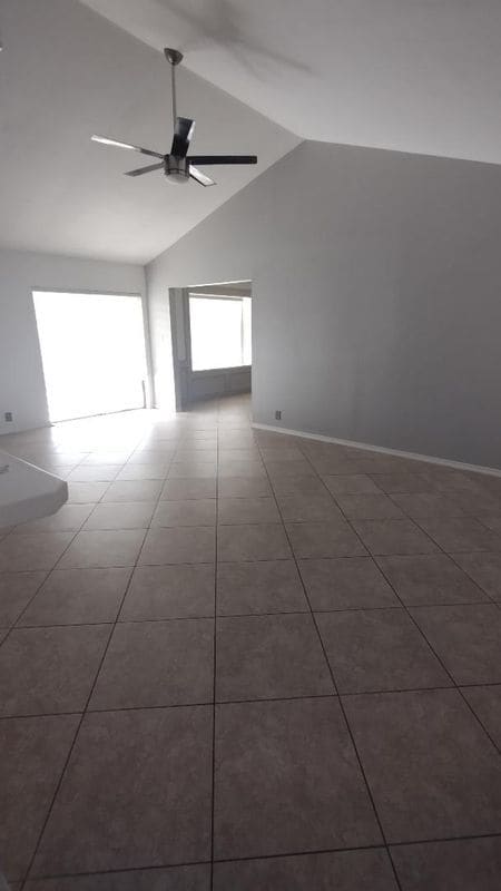 Building Photo - 4834 Las Palomas St