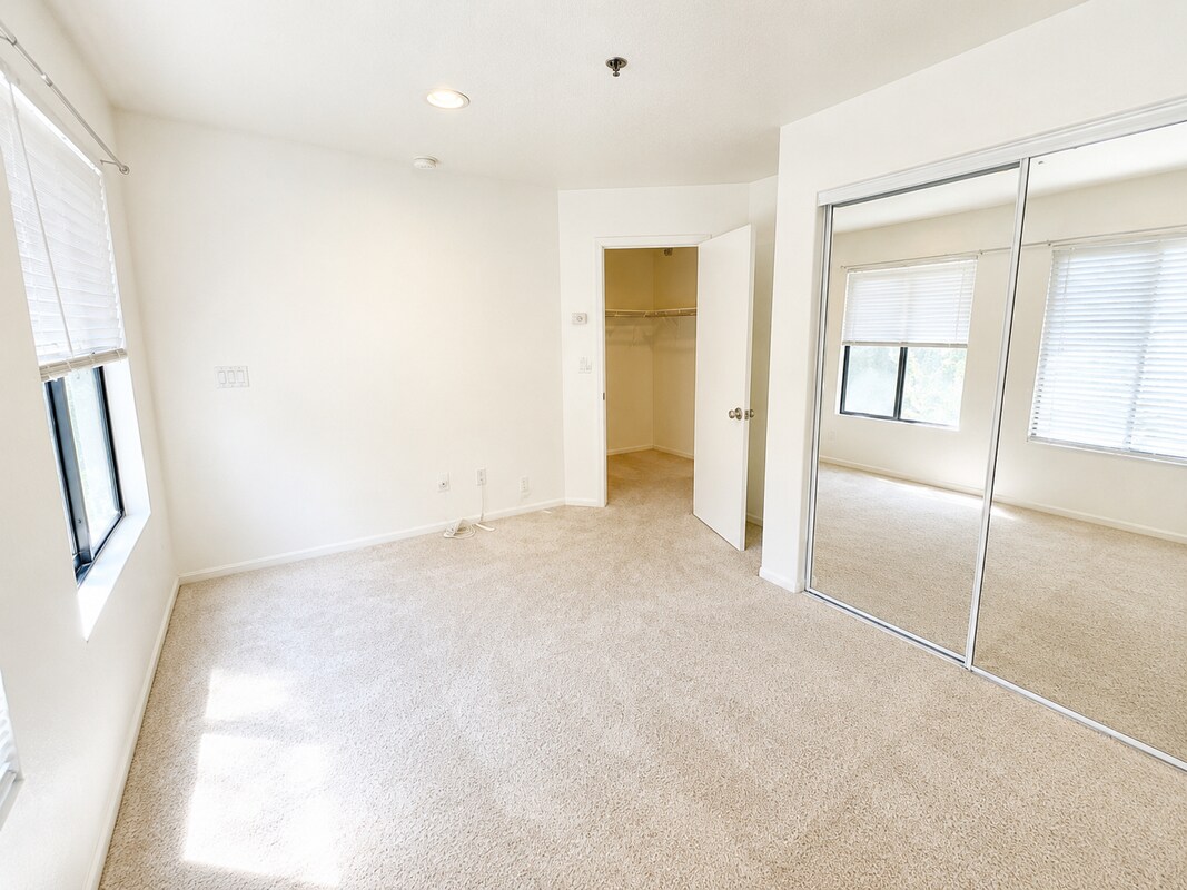 Building Photo - 1239 Foothill Blvd
