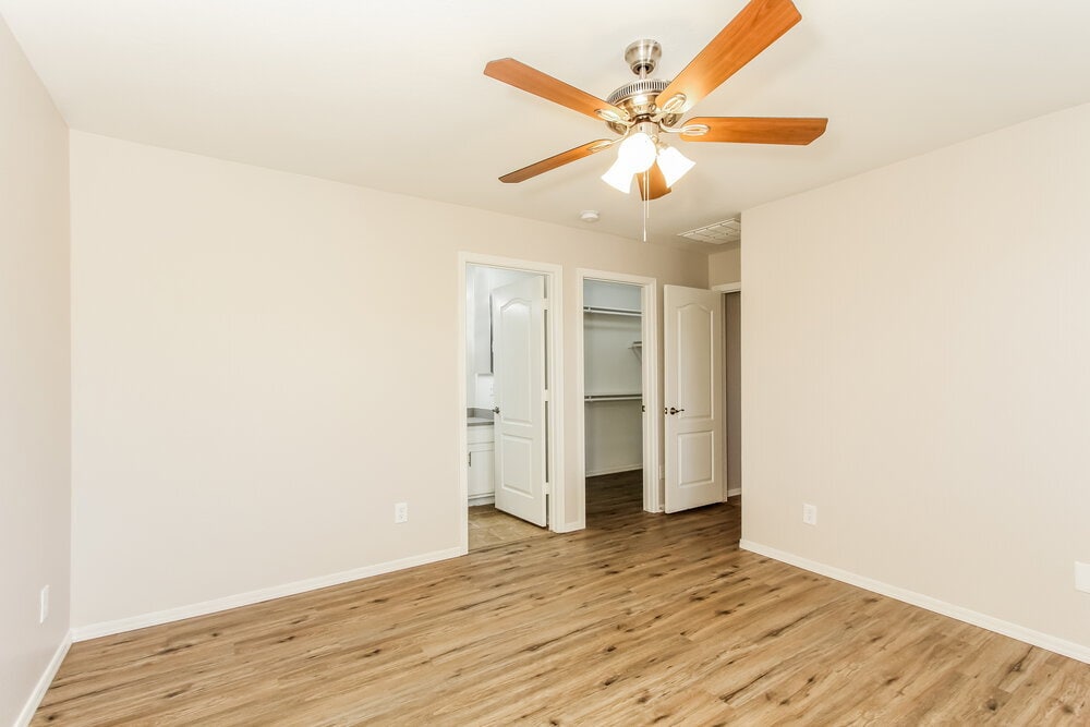 Building Photo - 25078 W Dove Trail