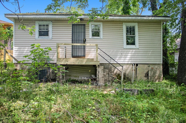 Building Photo - 109 59th St