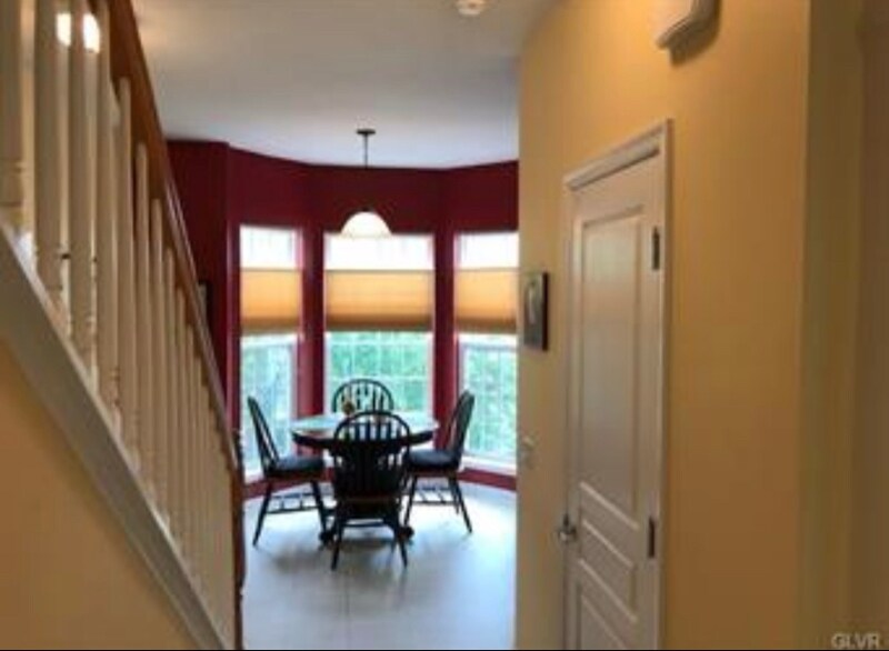 Building Photo - 8482 Putnam Ct