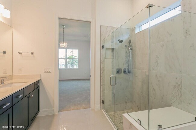 Building Photo - 10444 Northbrook Cir