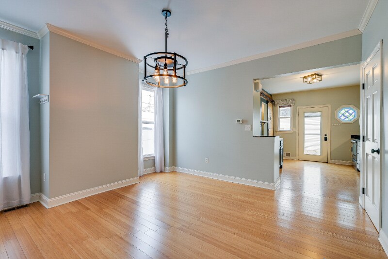 Building Photo - 1090 Michigan Ave